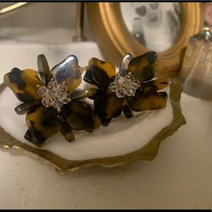 Anthropologie Tortoise/Crystal Hibiscus Earrings